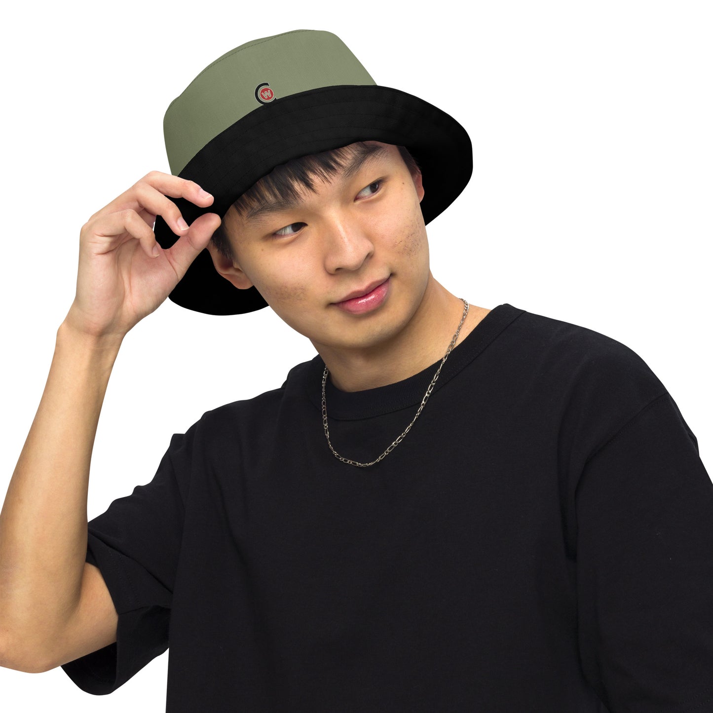 Reversible bucket hat